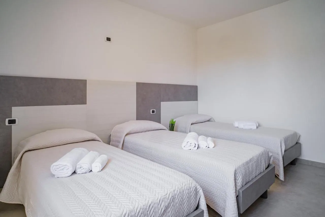 As 10 House Hotel Olbia 0*,  Italy
