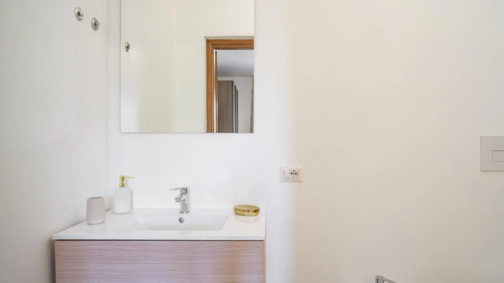 As 10 House Hotel Olbia Italy