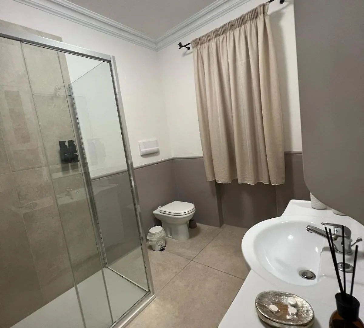 فندق As 10 House أولبيا